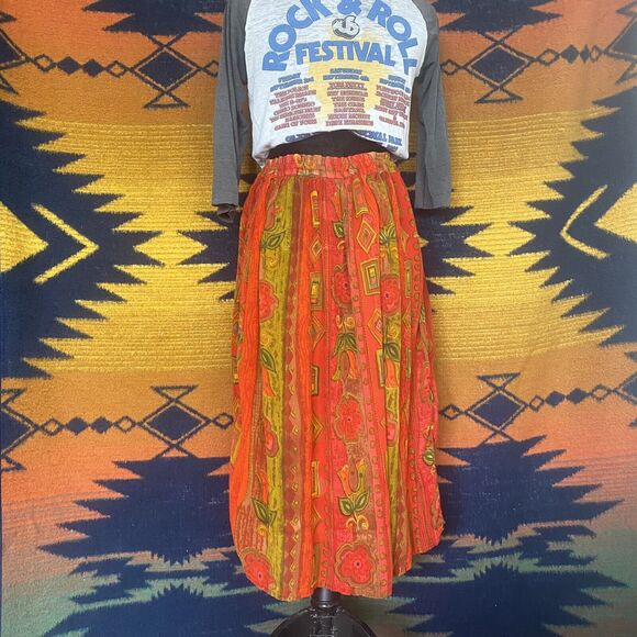 Vintage Zanana by Saraf Floral Maxi Rayon Skirt. OSFM. Tie Waist. India. - Picture 6 of 13